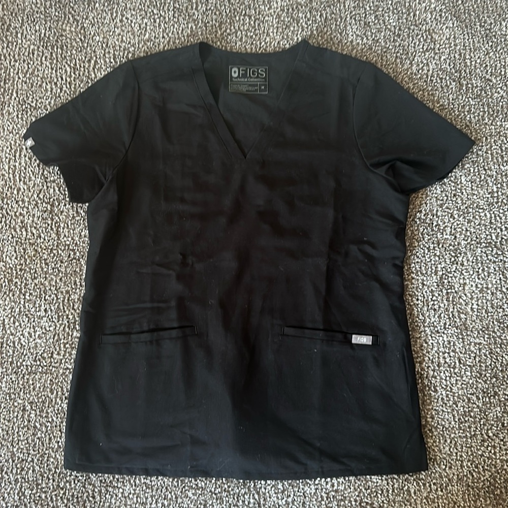 FIGS Women’s Scrub Top